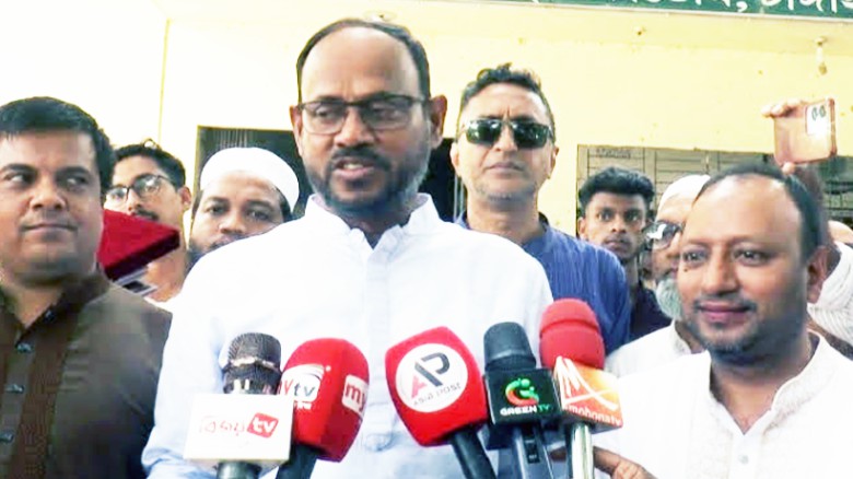 ঈদযাত্রায় যমুনা সেতু মহাসড়কে যানজট নিরসনে তৎপর থাকবে প্রশাসন--- সুলতান সালাউদ্দিন টুকু...