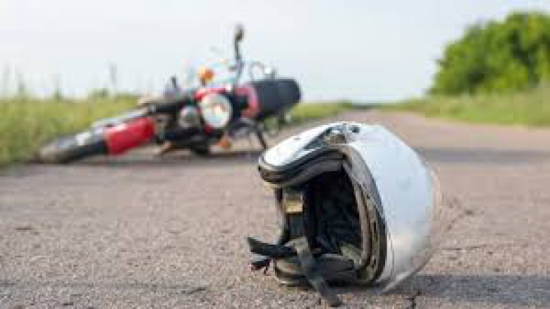 বাসাইলে মোটরসাইকেল নিয়ন্ত্রণ হারিয়ে পথচারীসহ নিহত ২