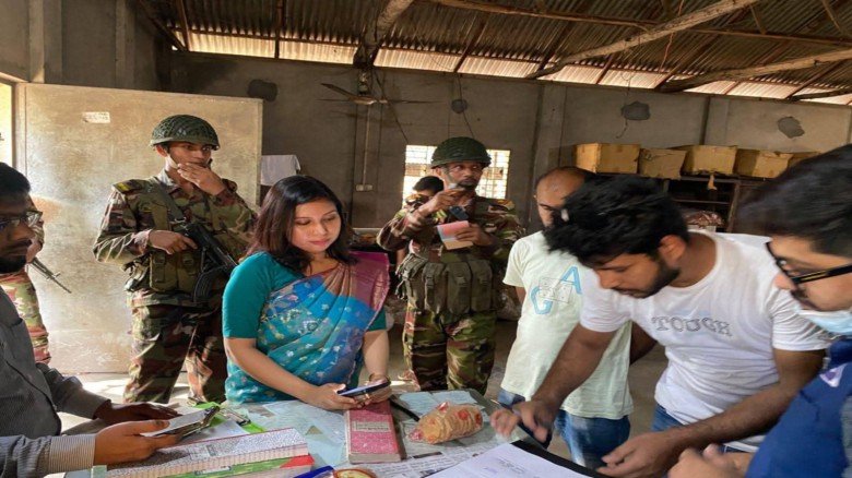 অস্বাস্থ্যকর পরিবেশে খাদ্য উৎপাদনের দায়ে মধুপুরের ৩ ব্রেড ফ্