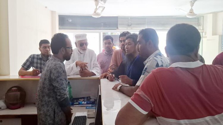 টাঙ্গাইলে ক্লিনিকগুলোর সেবার মান বাড়াতে মালিক সমিতির তদারকি