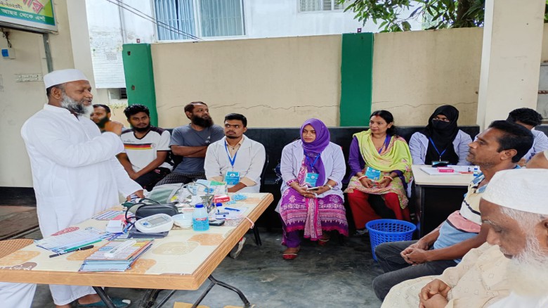 টাঙ্গাইলে যুবসমাজের উদ্যোগে বিনামূল্যে চিকিৎসা সেবা