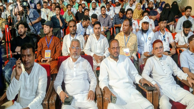 ক্ষমতায় যাওয়ার জন্য নির্বাচনের কথা বলছি না জনগণের ভোট ফেরত