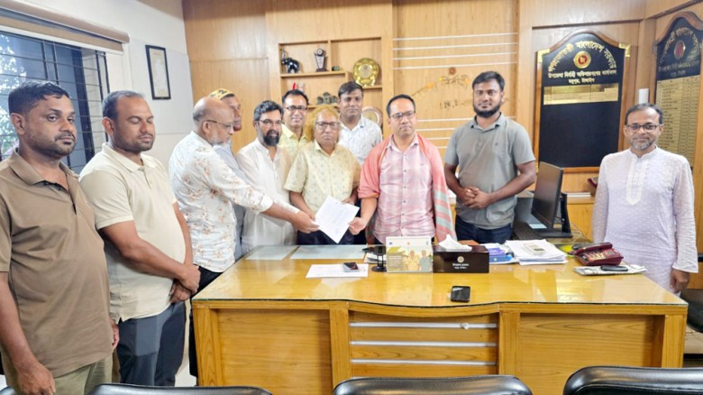 মধুপুর প্রেসক্লাবের নবগঠিত নেতৃবৃন্দের সাথে ইউএনও'র মতবিনিময়...