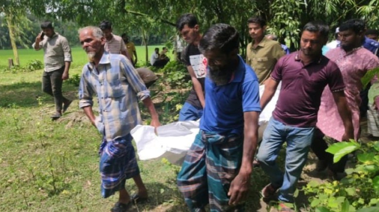বাঁশঝাড়ে মিললো ৩ সন্তানের মায়ের ঝুলন্ত মরদেহ