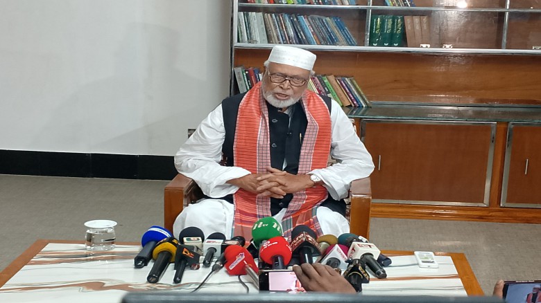 লতিফ সিদ্দিকীসহ সকলের সসম্মানে মুক্তি চাইলেন বঙ্গবীর কাদের স