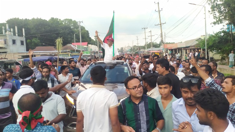 মধুপুরে বর্ণাঢ্য  র‍্যালিতে বিএনপির ৪৭ তম প্রতিষ্ঠাবার্ষিকী 