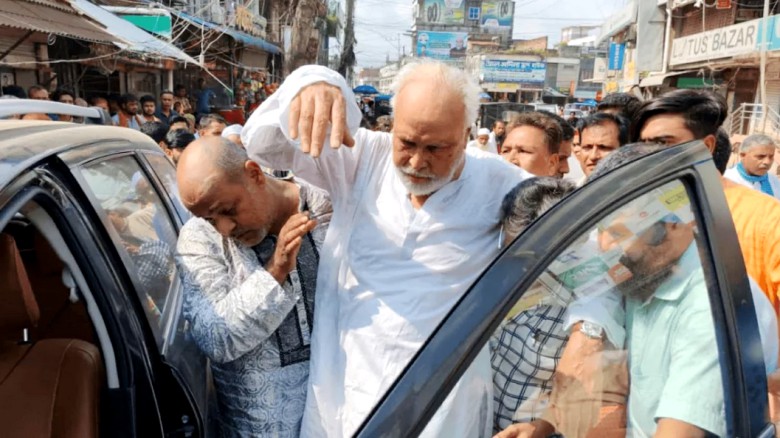 সখীপুরে কৃষক শ্রমিক জনতা লীগের বর্ধিত সভায় বক্তব্য কালে অসুস