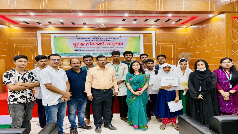 মধুপুরে স্বেচ্ছাসেবী সংগঠন প্রয়াসের উদ্যোগে এনভায়রনমেন্ট অলি