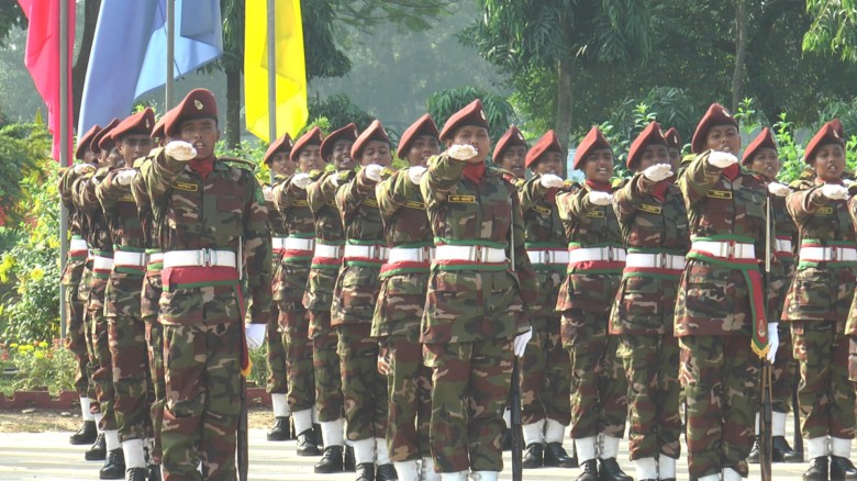 শহীদ সালাহউদ্দিন সেনানিবাসে সেনাবাহিনী প্রধান কুচকাওয়াজ অনুষ