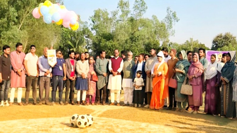টাঙ্গাইলে শহীদ ফারুক চেয়ারম্যান স্মৃতি ফুটবল টুর্নামেন্টের ফ