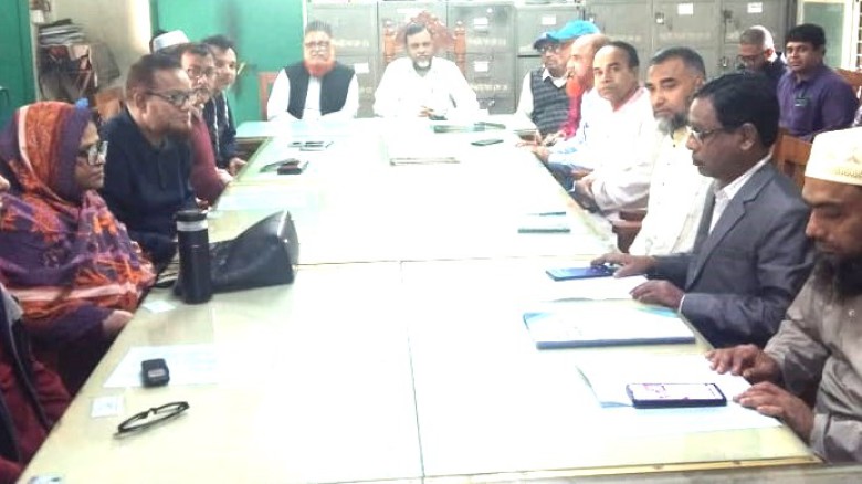 টাঙ্গাইলে মাধ্যমিক শিক্ষকদের কর্মবিরতি...