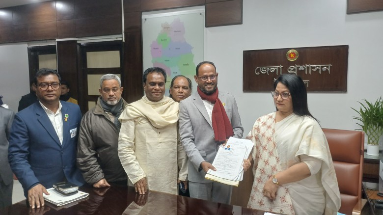 মডেল টাঙ্গাইল গড়ার প্রতিশ্রুতি দিয়ে মনোনয়নপত্র জমা দিলেন সুল