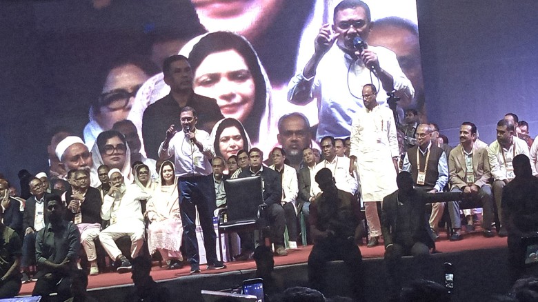 কোন কোন মহল চেষ্টা করছে কিভাবে ভোটকে বাধাগ্রস্ত করা যায় ... 