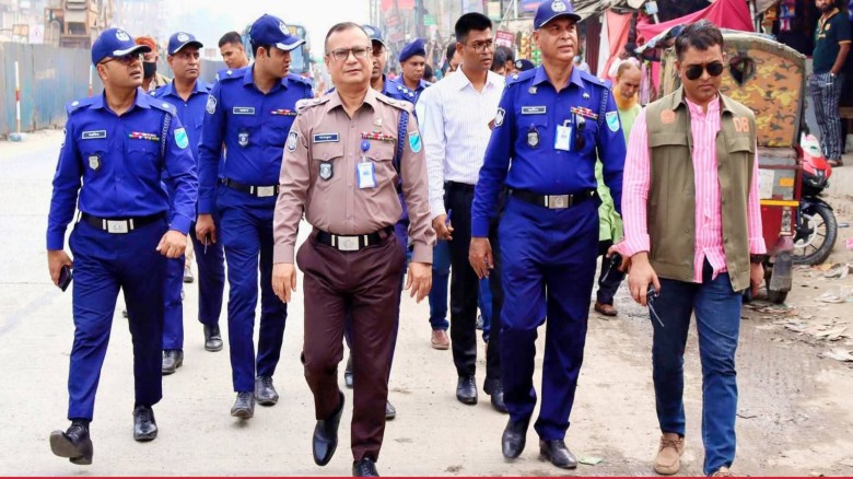 ঈদযাত্রায় যানজটমুক্ত মহাসড়ক নিশ্চিত করতে টাঙ্গাইল পুলিশ সুপা