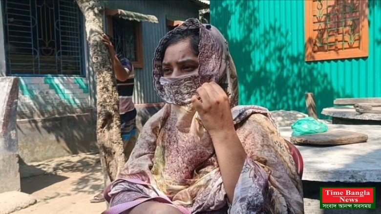 প্রেমিকের বাড়িতে ৩ দিন অনশনের পর কলেজছাত্রীর বিয়ে