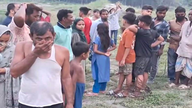 ছবির ক্যাপশন: 