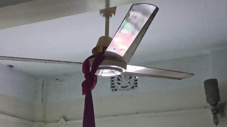 মধুপুরে  গলায় ফাঁস দিয়ে যুবকের আত্মহত্যা
