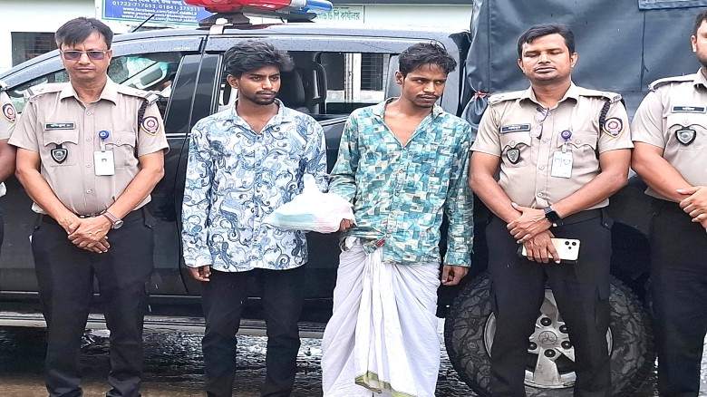 সখীপুরে নতুন মাদক ট্যাপেন্টাডলসহ গ্রেপ্তার ২