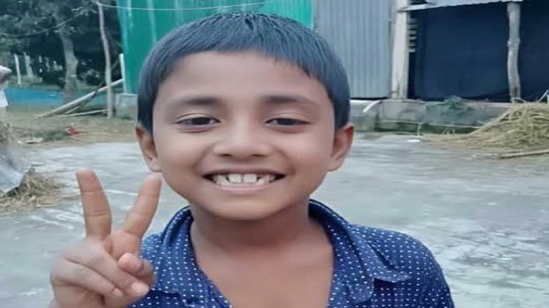 মোবাইল না দেওয়ায় অভিমানে গলায় ফাঁস নিয়ে শিশুর মৃত্যু...