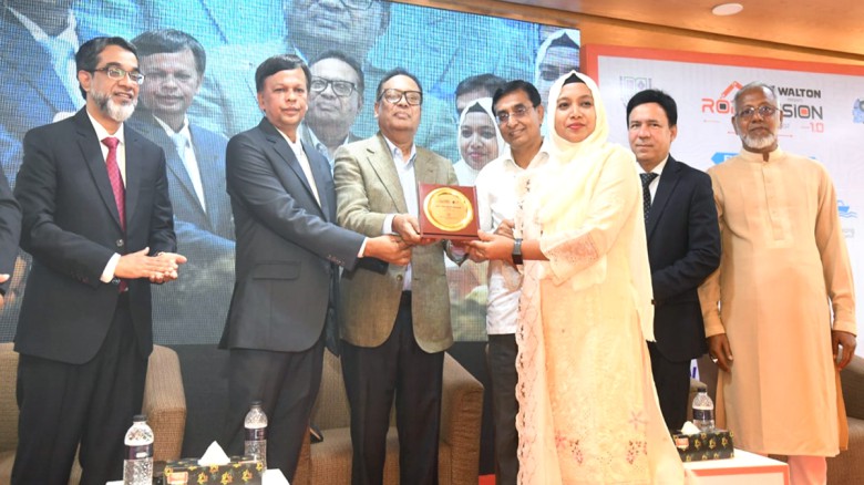 তরুণরা নেতৃত্ব দিলে প্রযুক্তিনির্ভর উন্নয়ন টেকসই হবে: ফকির ম