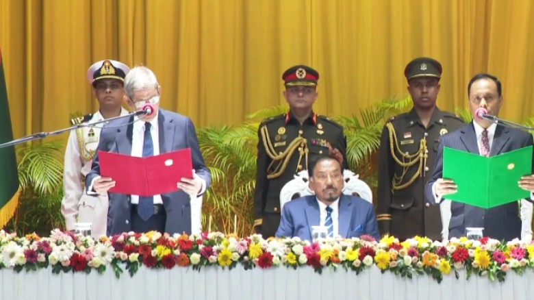 ২৩তম রাষ্ট্রপতি হিসেবে শপথ নিলেন মির্জা ফখরুল...