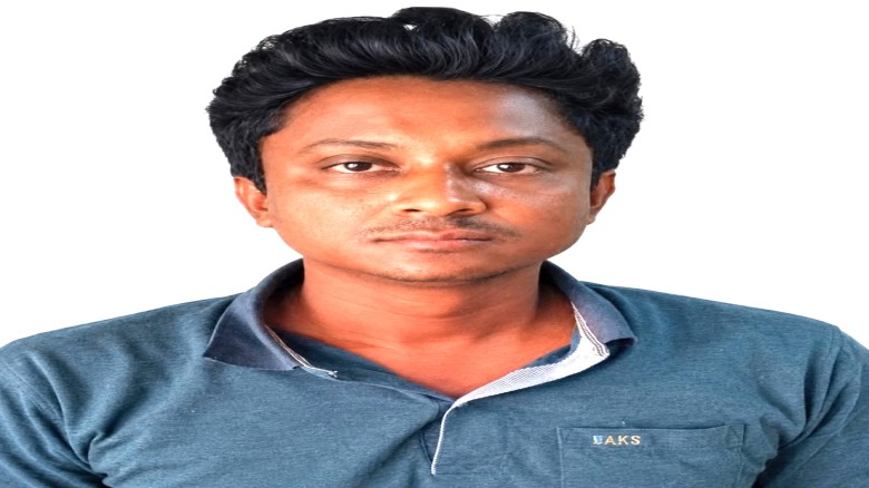 গোপালপুরে ইয়াবাসহ সরকারি প্রাথমিক বিদ্যালয়ের ভারপ্রাপ্ত প্রধান শিক্ষক গ্রেফতার...
