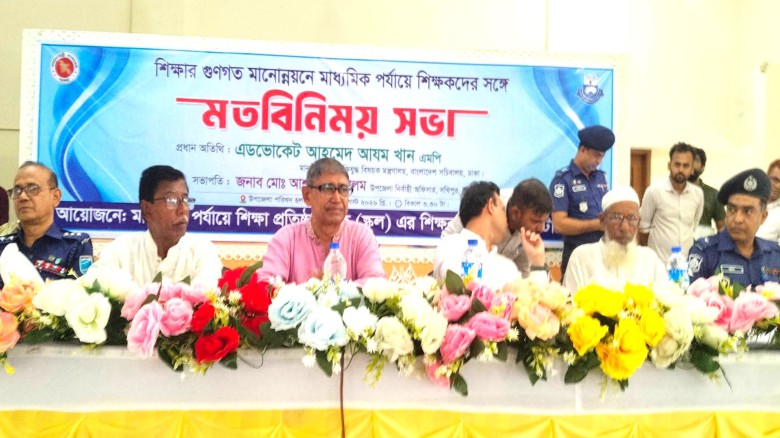 শিক্ষকদের পড়াশোনায় মনোযোগী হতে বললেন মুক্তিযুদ্ধ মন্ত্রী