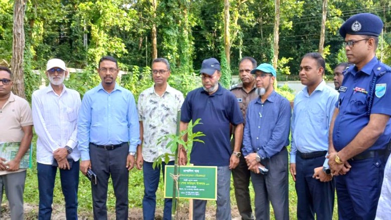 মধুপুর বন এলাকা পরিদর্শন করলেন পরিবেশ, বন ও জলবায়ু প্রতিমন্ত