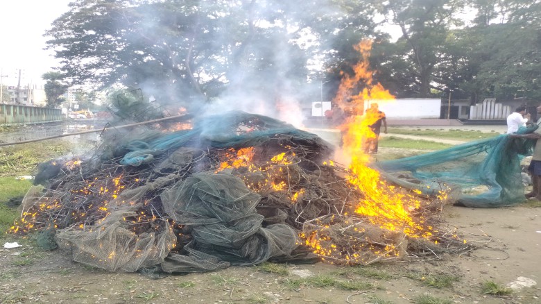 ভূঞাপুরে ১০ হাজার মিটার চায়না জাল ধ্বংস