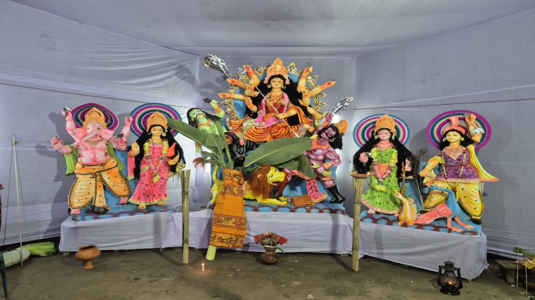 দেবী দুর্গার আবির্ভাব, মাহাত্ম্য এবং পূজার প্রচলন...