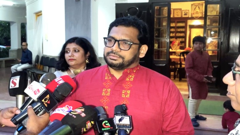 বাংলাদেশি এজেন্সির কোটা ব্লক, ভারতীয় ভিসা পেতে জটিলতা: ডেপুটি হাইকমিশনার...