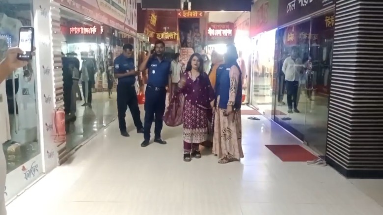 বিএনপি সরকারকে নিয়ে কটূক্তির অভিযোগে ভালুকায় বিউটি পার্লার ম